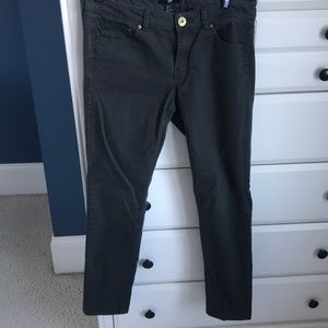 H&M olive green skinny jeans